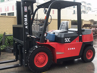 恭喜今日銷售部又出一單！廈工5.0T叉車壹臺(tái)