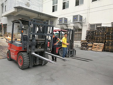 廈工叉車忠實(shí)的老客戶！感謝一路支持